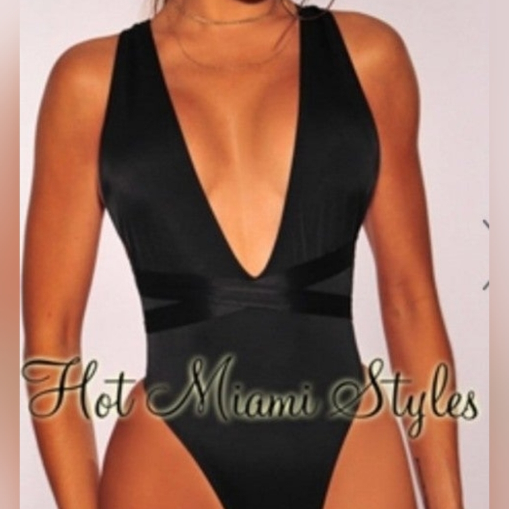 Sexy One Piece Black Multi-way Swimsuit Women's Size Small